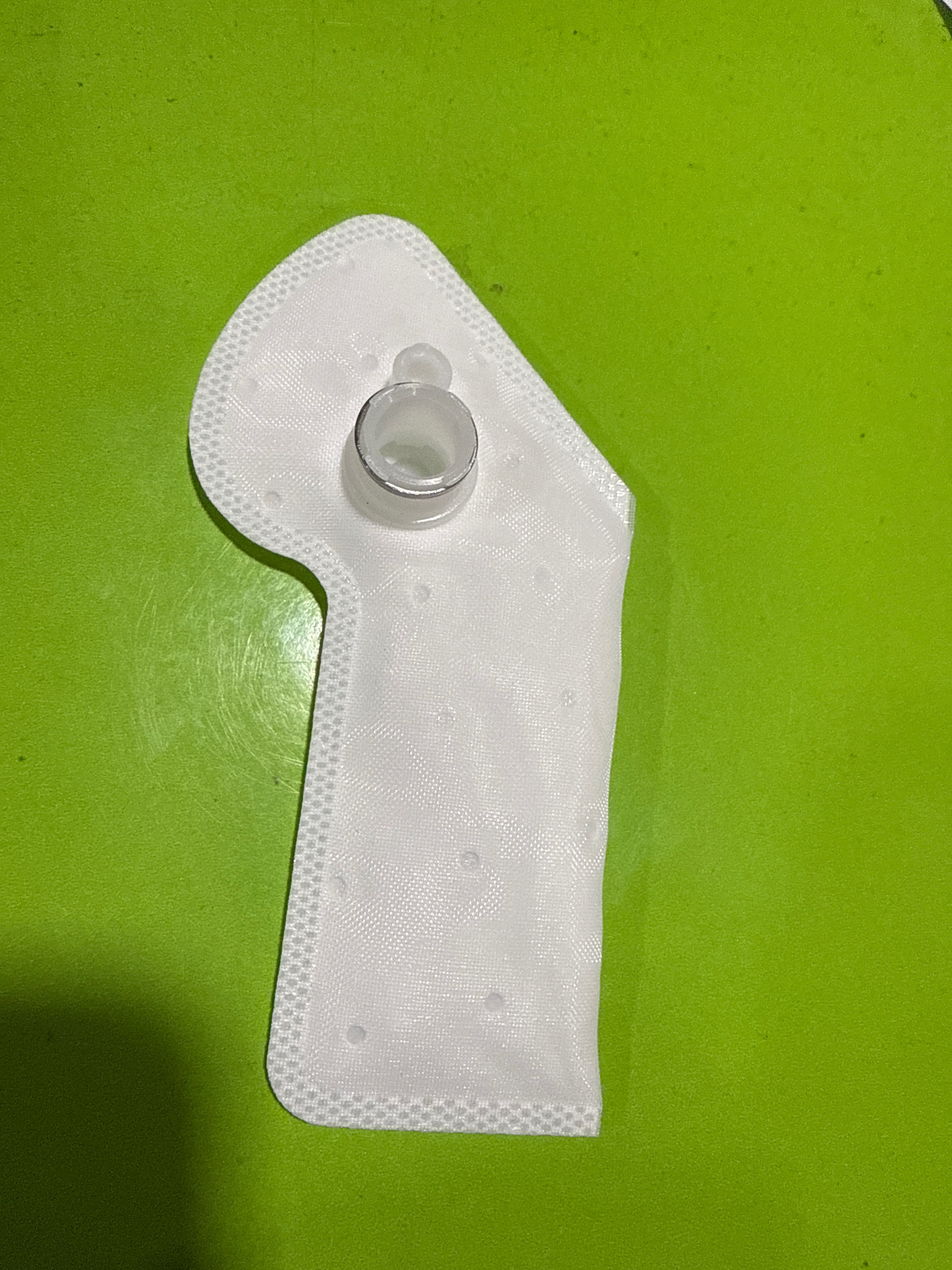 TRACKER 1 PAMPERS XITOY