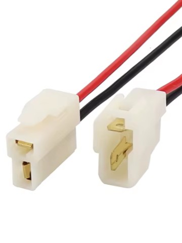 UNIVERSAL SHTEKR IKKITALIK